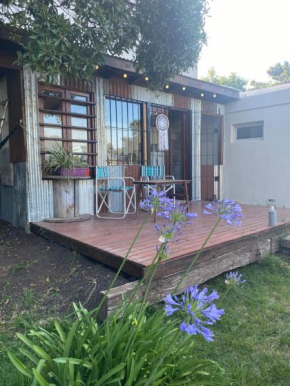 Cabaña en acantilados